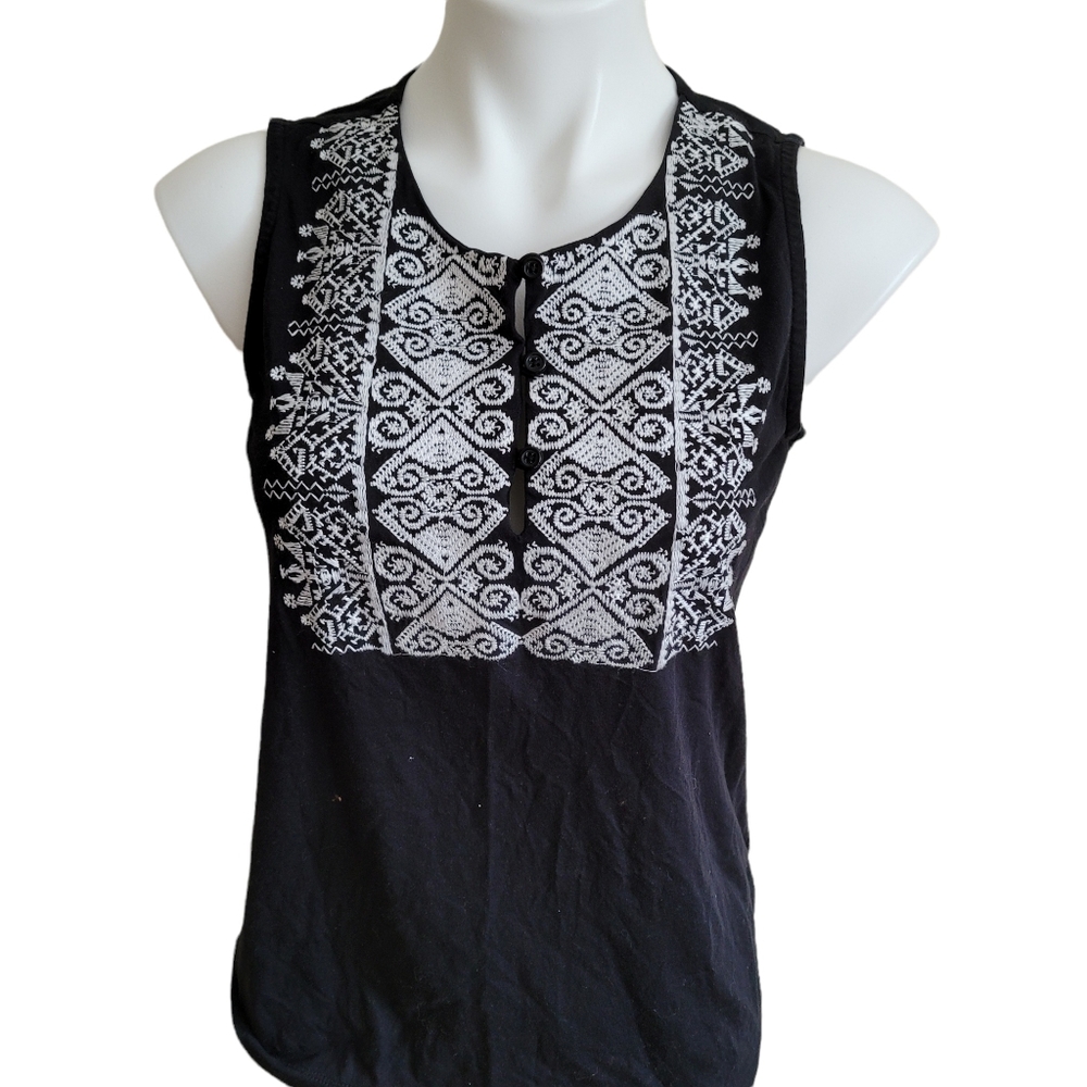 J. Crew Sleeveless Top Small Black and White Embroidered Front with Buttons